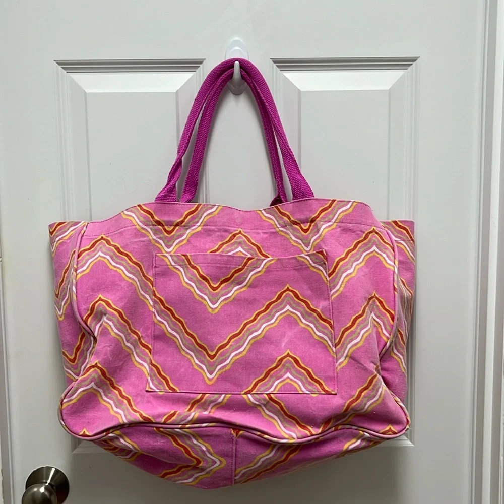 Pink Zig-Zag‎ Canvas Tote
